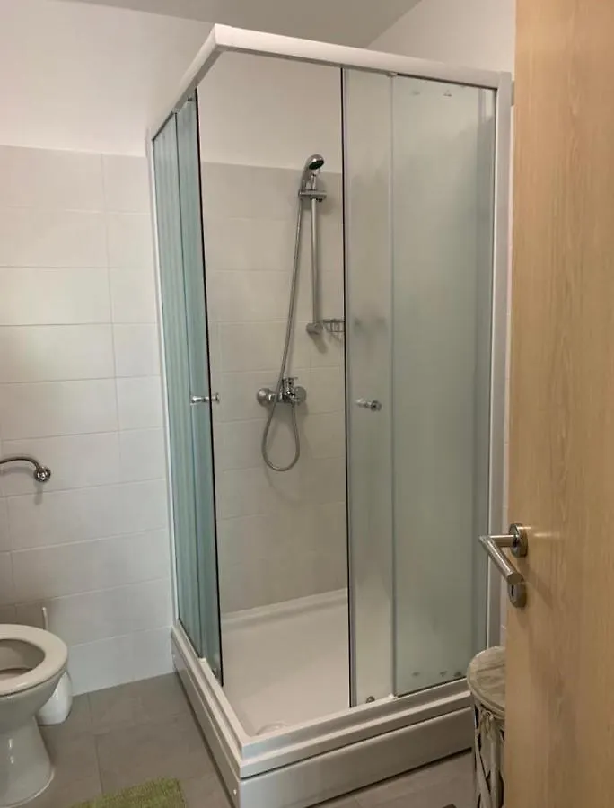 Apartman Ika Biograd Na Moru 0*,